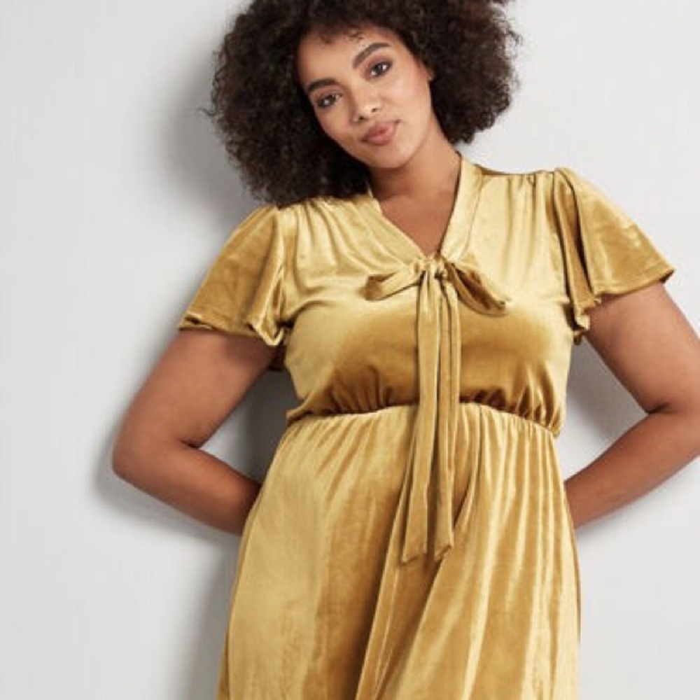 ModCloth Fete to be Tied Gold Velvet Dress